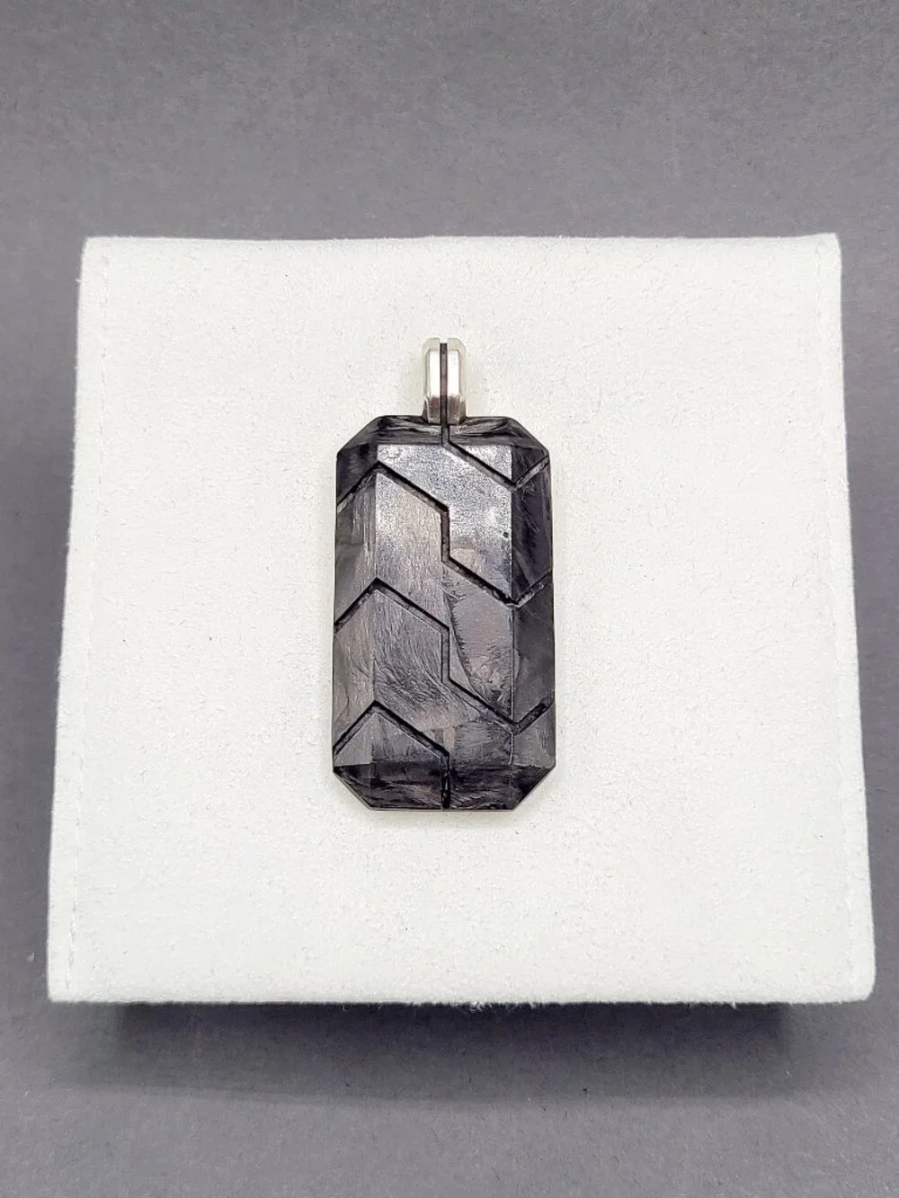David Yurman Large Forged Carbon Inlay Dog Tag Pendant - 49mm